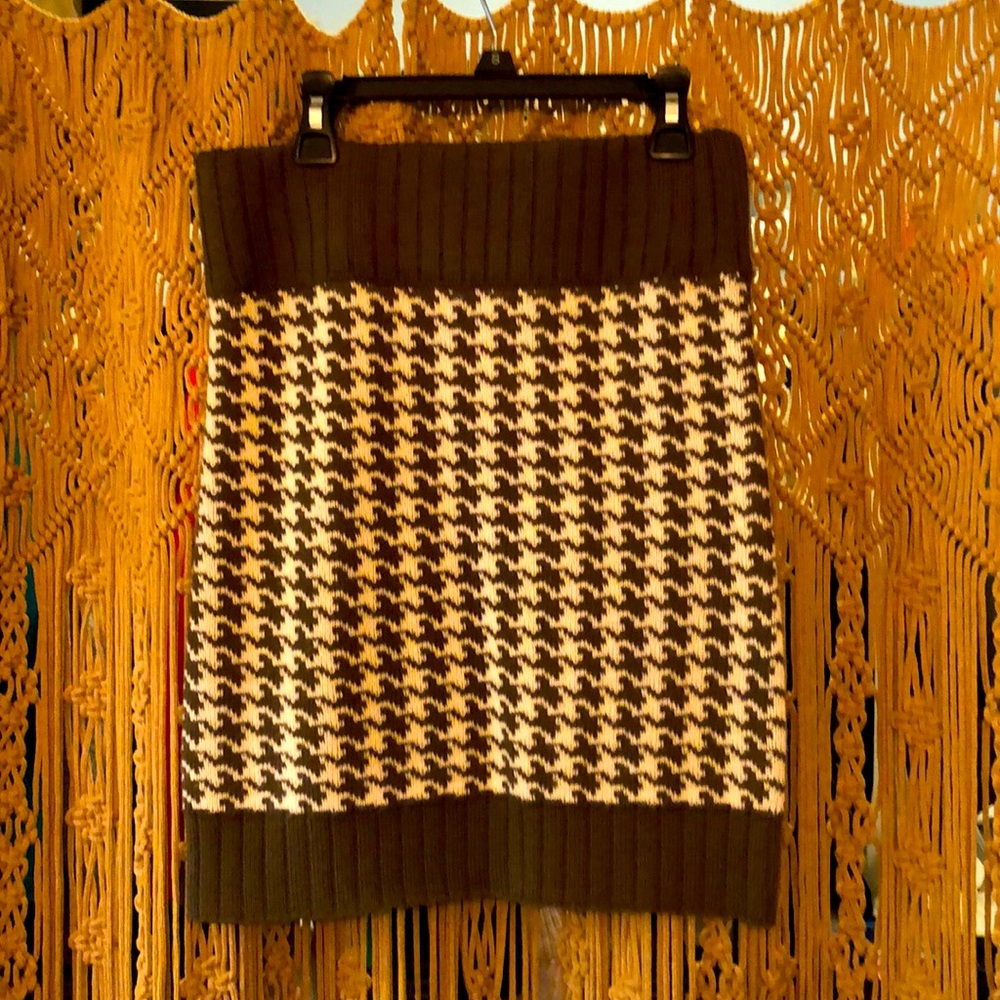 Sweater skirt